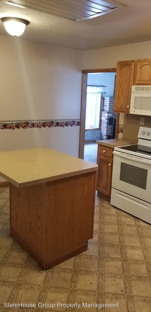 Foto del edificio - 2 br, 1 bath House - 1082 Mt Wilson Rd EOWST