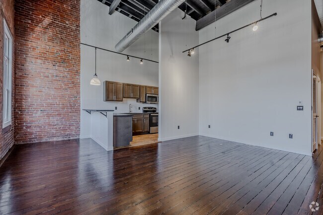 Apto I - Comedor - 424 Main Street Luxury Apartments