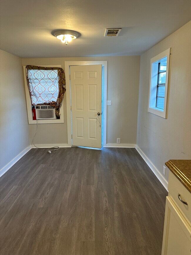 24082402 Demarest St, Lake Charles, LA 70601 House Rental in Lake