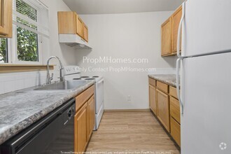 Building Photo - 2338 SE 89th Ave