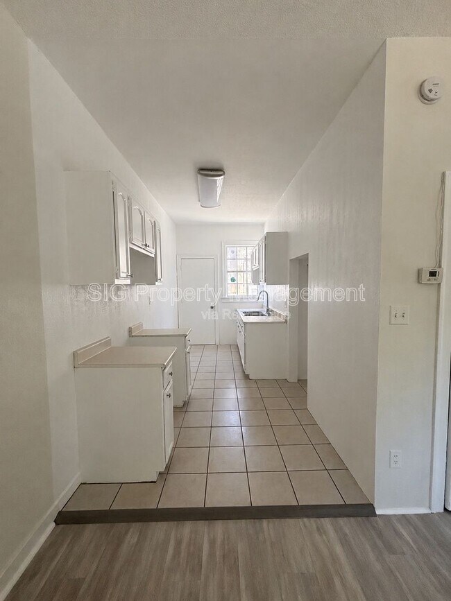 Building Photo - 10544 Floralita Ln