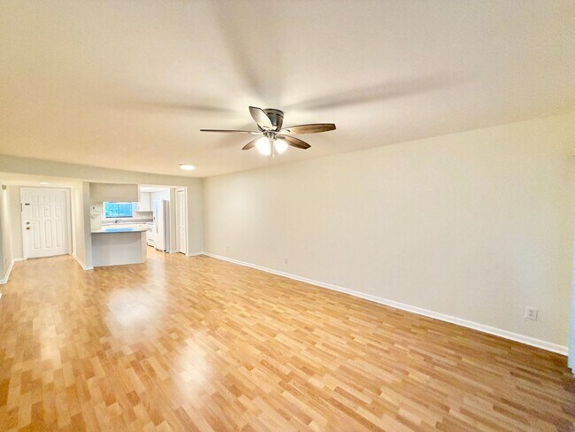 Foto del edificio - ** PALM RIVER ** 2 BED / 2 BATH - 1ST FLOOR - CONDO - NORTH NAPLES - ANNUAL RENTAL