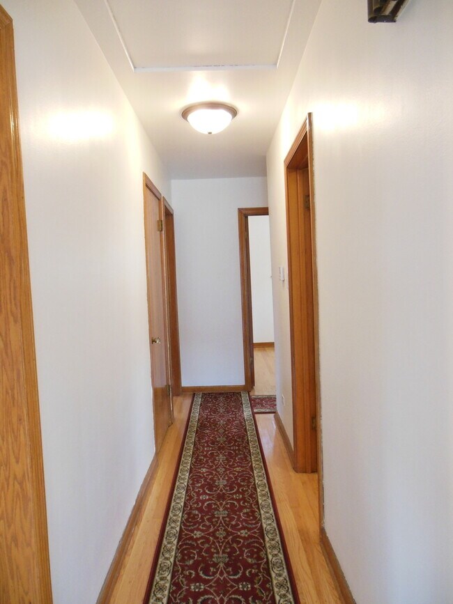 Foto del edificio - 508 E Butterfield Rd