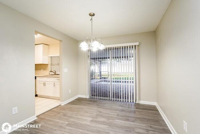 Foto del edificio - 908 SE 19th TER, Cape Coral, FL 33990
