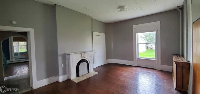 Building Photo - 1524 Oakdale St