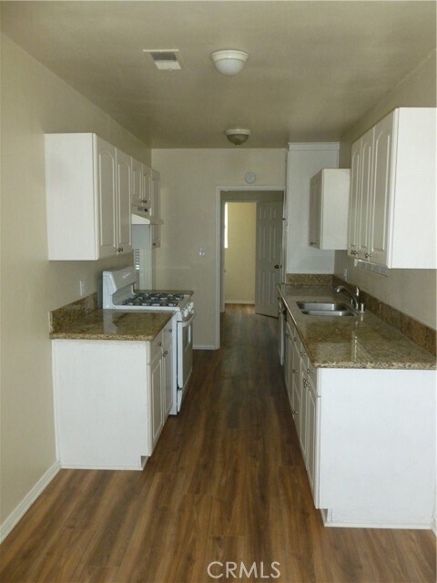 Building Photo - 4342 Jurupa Ave