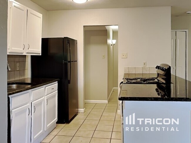 Building Photo - 1818 Pilot Way