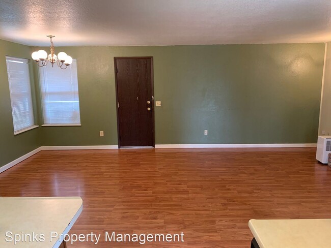 Building Photo - 3 br, 2 bath House - 3265 Zelia