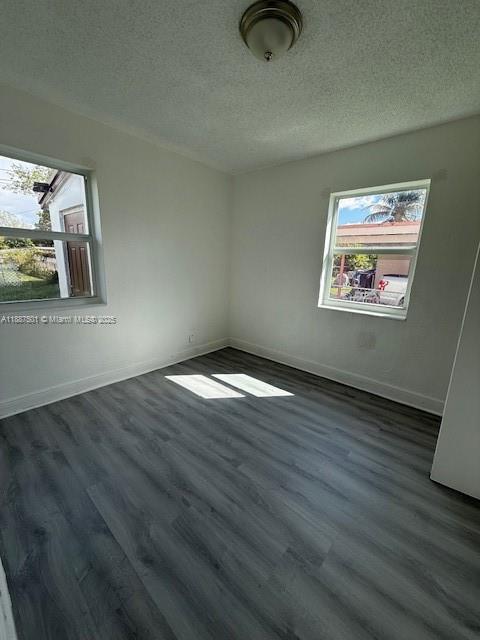 Foto del edificio - 1631 NW 14th Ct