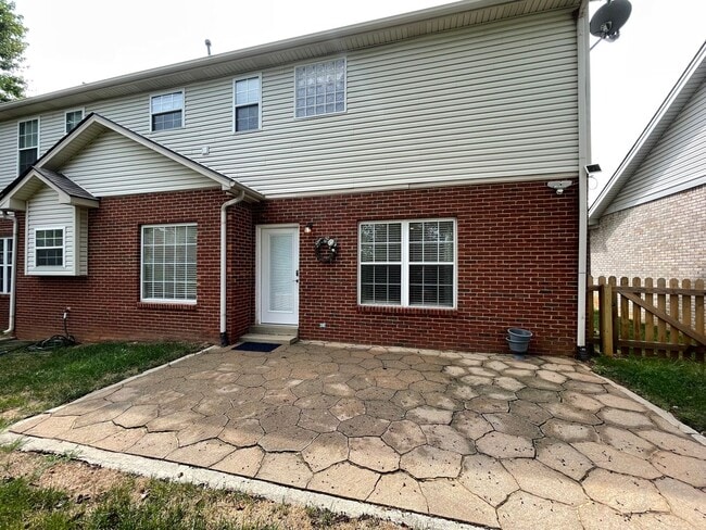 Foto del edificio - Remarkable East Jefferson Home For Rent