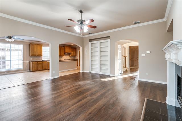 Foto del edificio - 1621 Wood Creek Ln