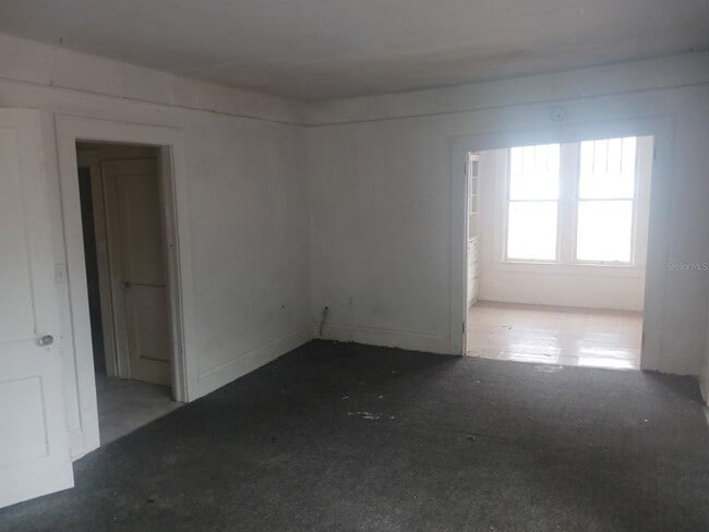 Foto del edificio - 720 6th St NW