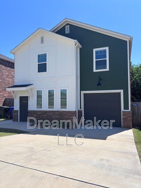 Foto principal - 921 Riva Pkwy