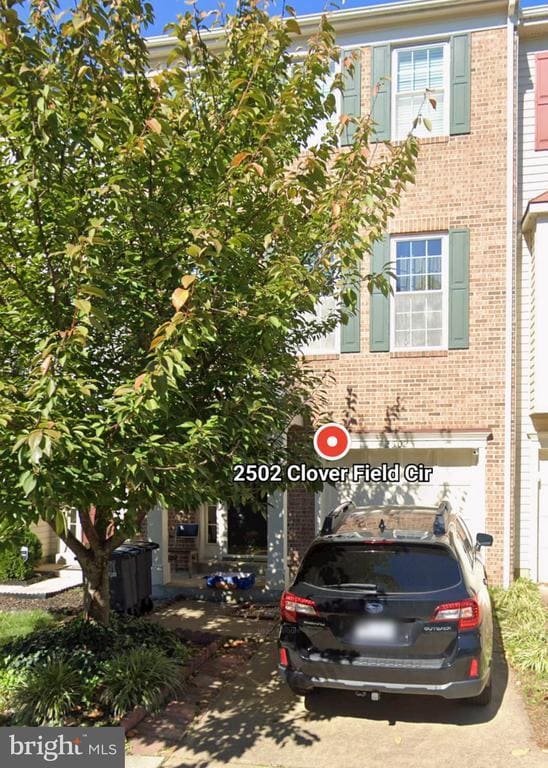 Foto principal - 2502 Clover Field Cir