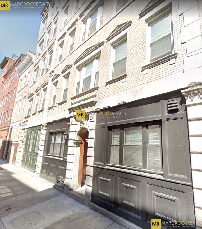 Building Photo - 97 Prince St
