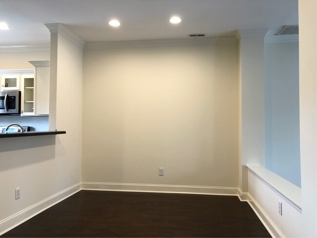 Building Photo - 3047 Uxbridge Woods Ct