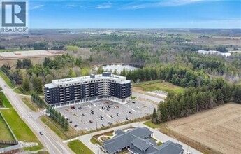 Building Photo - 525 New Dundee Rd