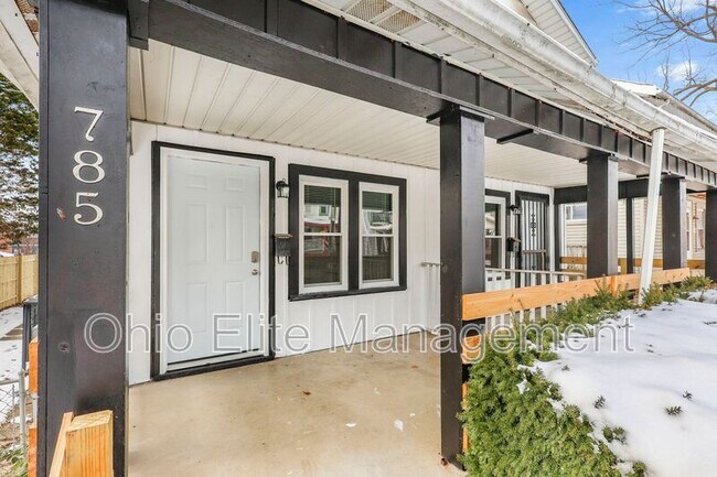 Foto del edificio - 783-785 S 18th St