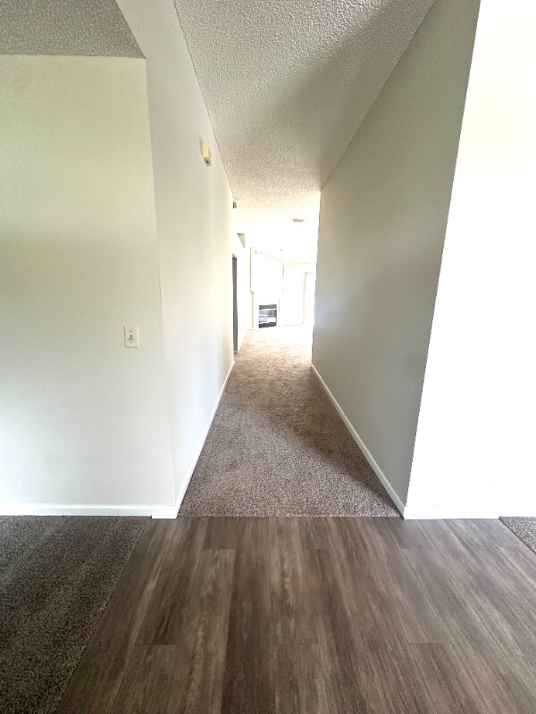 Building Photo - 345 Wildberry Ct
