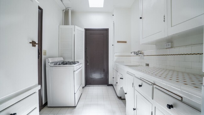 Foto del edificio - Balboa/North Park Large Studio w/ A/C and ...