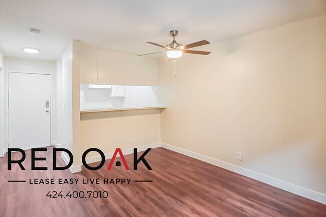 Foto del edificio - Bright & Sunny  Remodeled One Bedroom With...