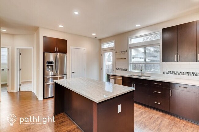 Foto del edificio - 4319 South 10th Street, Tacoma, WA, 98405