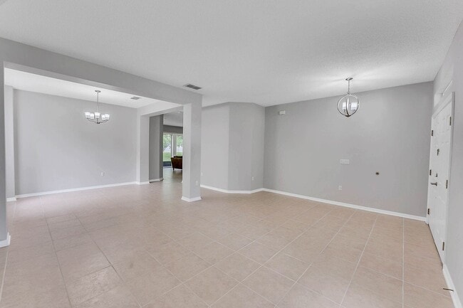 Foto del edificio - Lake Nona 4 bed / 2.5 bath Home in Gated C...