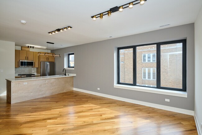 Foto del edificio - 5200 N Winthrop Ave