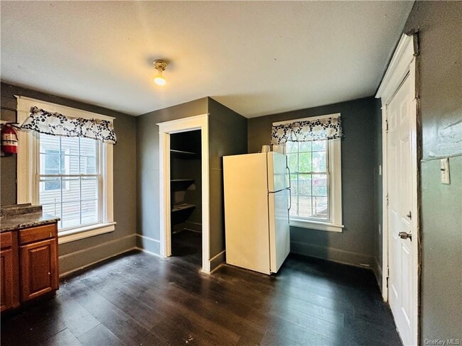 Foto del edificio - 203 Winnikee Ave