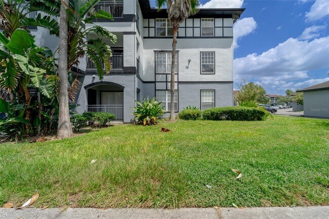 Building Photo - 5513 Pga Blvd