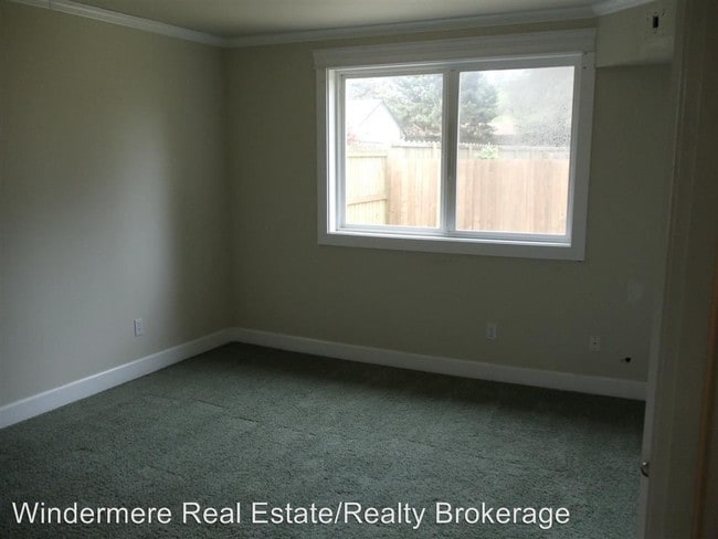 Building Photo - 3 br, 2 bath House - 6222 Cady Rd