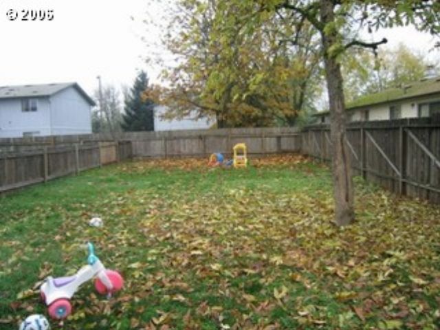 Foto del edificio - Newer 3 bedroom, 1 1/2 bath duplex