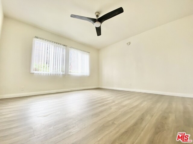 Foto principal - 2589 S Sepulveda Blvd