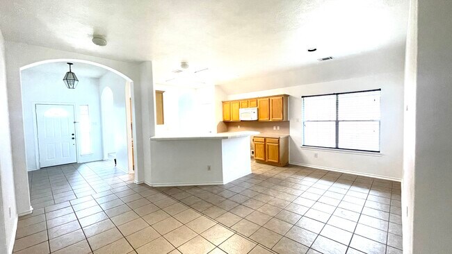 Foto del edificio - 12914 Pinehall Ln