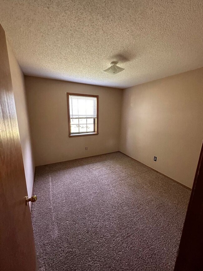 Foto del edificio - 1207 N Quincy Ave
