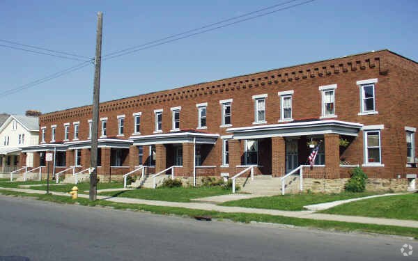 Building Photo - 236-250 Hanford St