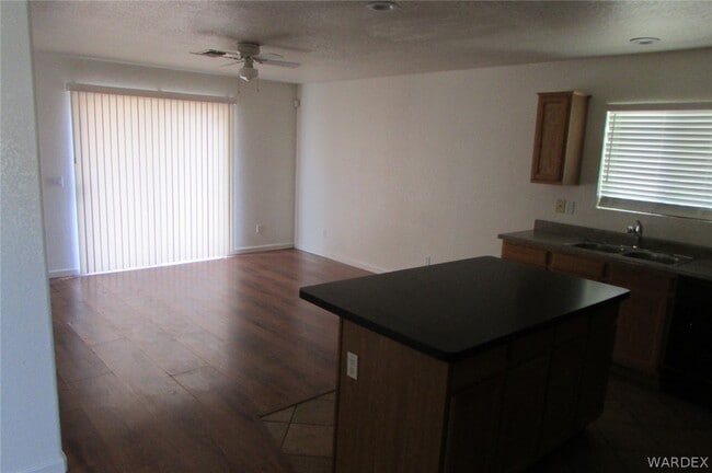 Foto del edificio - 432 Harbor Dr