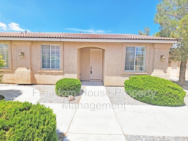 Building Photo - 1320 Pocahontas Ave