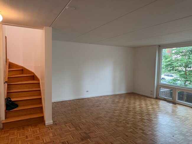 Foto del edificio - 5140 S Dorchester Ave