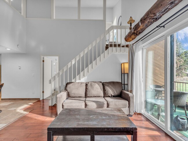 Foto del edificio - Redpine Chalet  **SUMMER RENTAL**