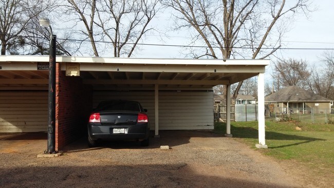 Building Photo - 137 Hubbard Dr