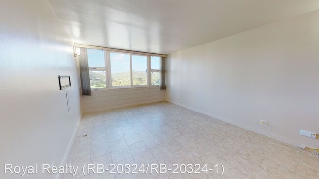 Building Photo - 2 br, 1 bath House - 5210 Likini St #1208