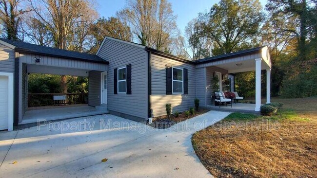 Building Photo - 7 Foxhall Rd