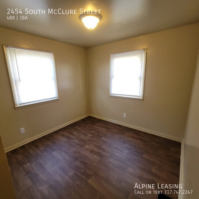 Foto del edificio - 2454 S McClure St