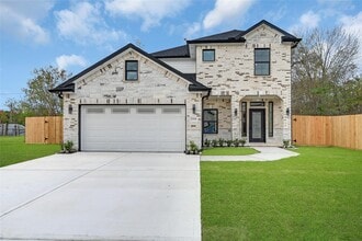 Building Photo - 13104 Donegal Way