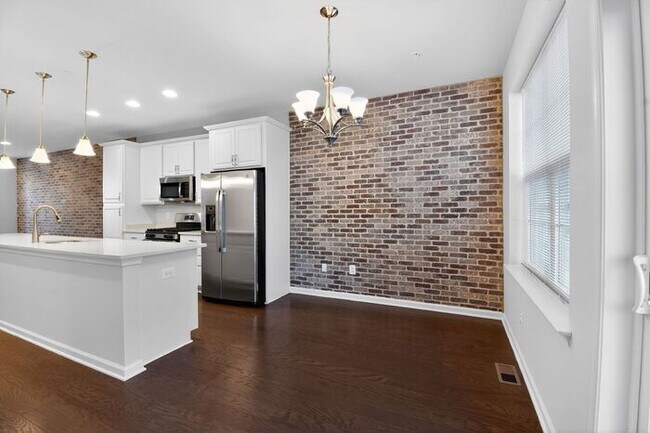 Building Photo - 7125 Masonry Aly