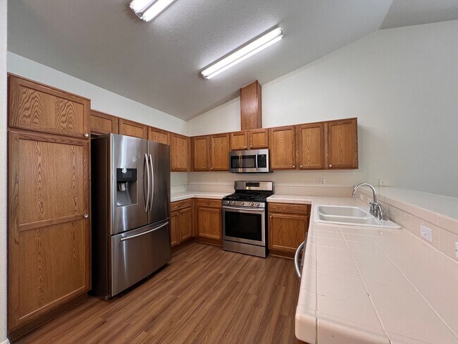 Foto del edificio - Nice 3 Bedroom home in Fallon, NV