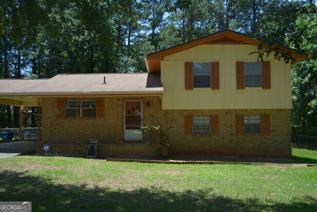 Foto del edificio - 354 Roy Huie Rd
