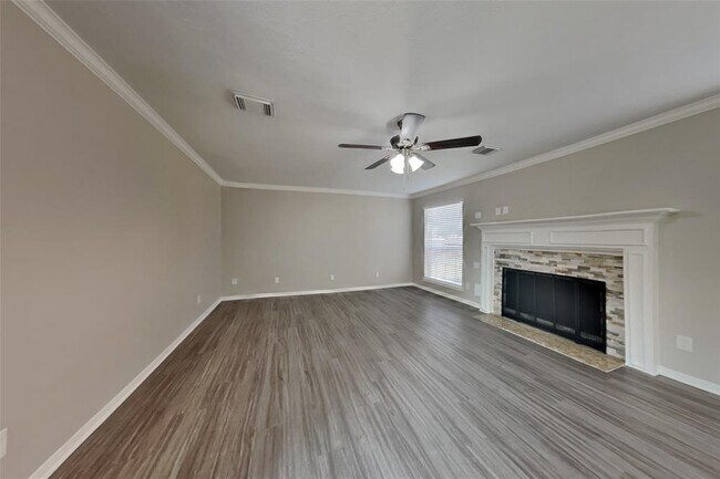 Building Photo - 16910 Canyon Laurel Ct