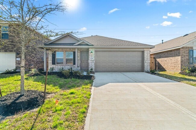 Building Photo - 9711 Atwood Lake Dr